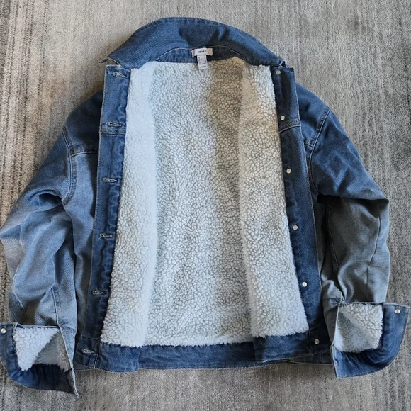 Forever 21 Women's Size S Oversized Ombre Premium Denim Sherpa Lined Jacket Warm - Picture 4 of 15